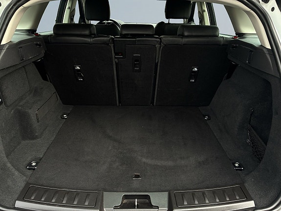 Land Rover Range Rover Evoque 12 of 24