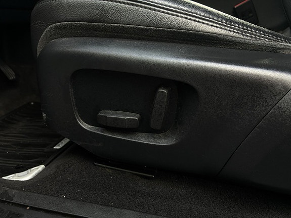 Land Rover Range Rover Evoque 18 of 24