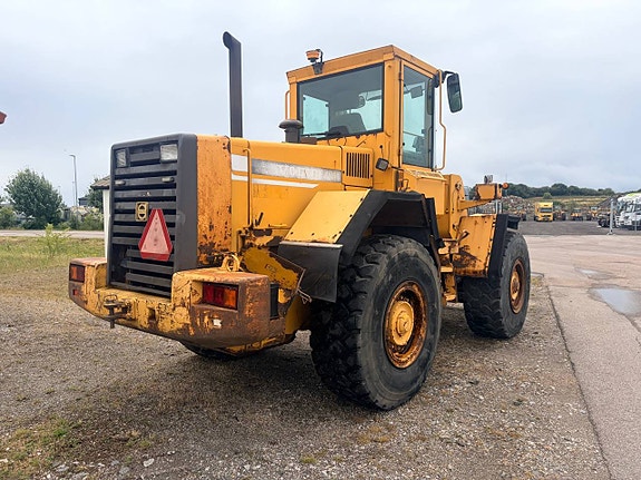Volvo L 90 C 3 of 5