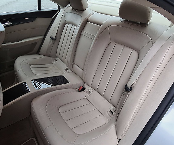 Mercedes-Benz CLS350 d 13 of 16