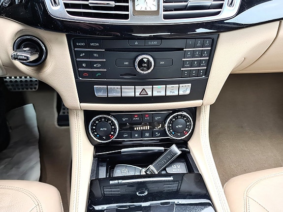Mercedes-Benz CLS350 d 12 of 16