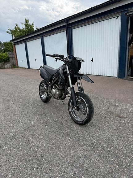 Kawasaki KLX125 3 of 5