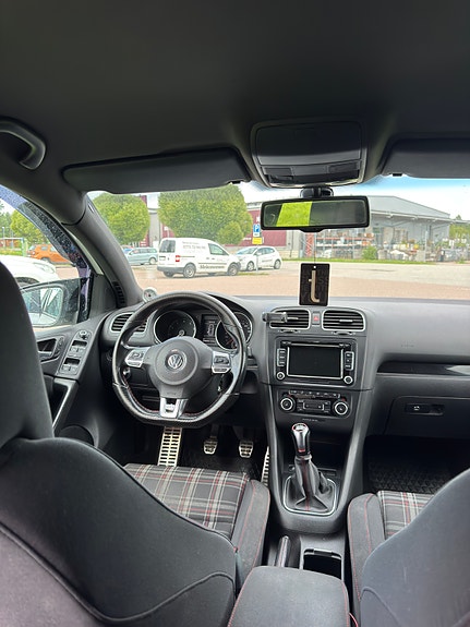 Volkswagen Golf VI 5 of 5