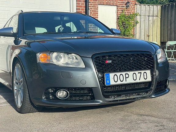 Audi S4 4 of 5