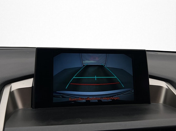 Lexus NX300h 19 of 30