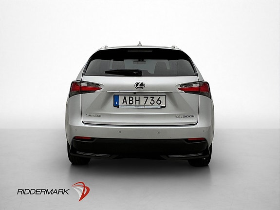 Lexus NX300h 6 of 30