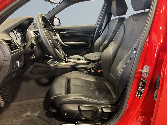 BMW 120i 7 of 19