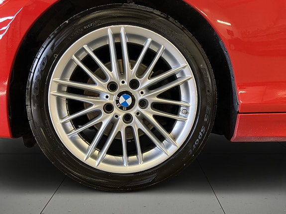 BMW 120i 14 of 19