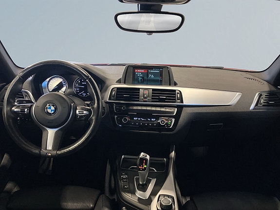 BMW 120i 8 of 19