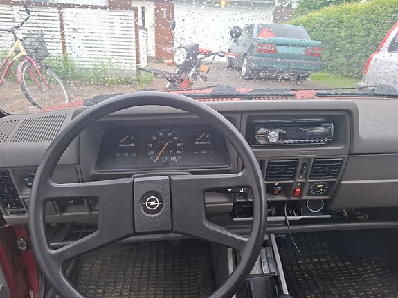 Opel Corsa 8 of 15