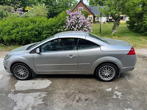 Ford Focus CC 2 of 4