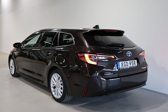 Toyota Corolla 5 of 5