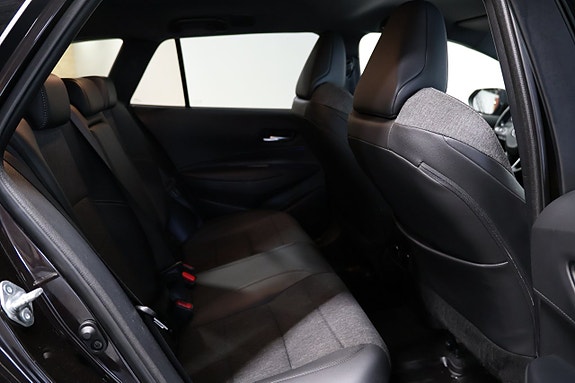 Toyota Corolla 13 of 23