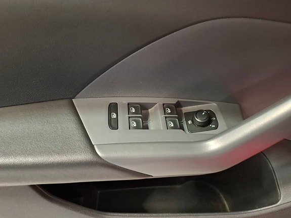 Volkswagen T-Cross 15 of 30