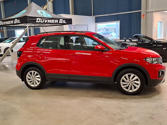 Volkswagen T-Cross 6 of 30