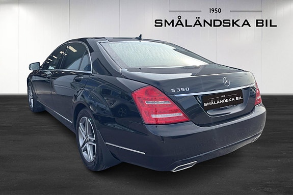 Mercedes-Benz S350 3 of 11
