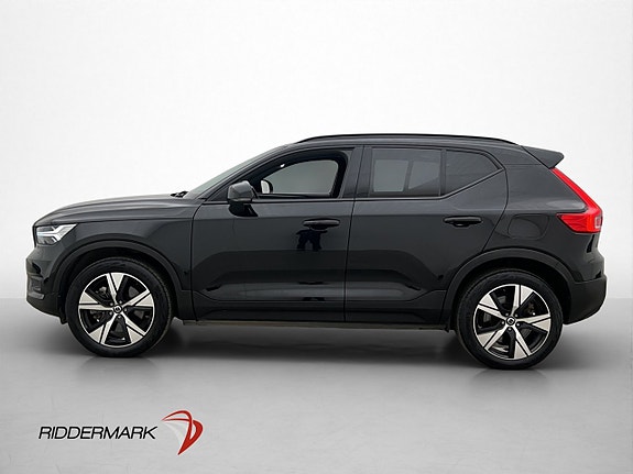 Volvo XC40 7 of 30
