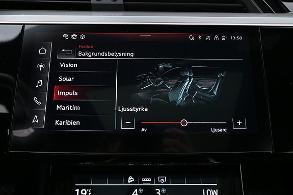 Audi e-tron 20 of 27