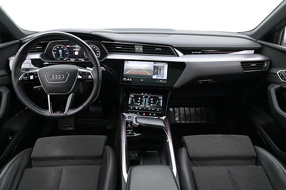Audi e-tron 6 of 27