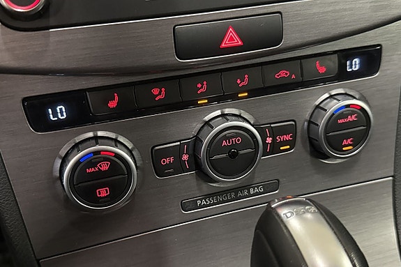 Volkswagen Passat 17 of 21
