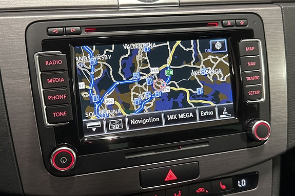 Volkswagen Passat 18 of 21