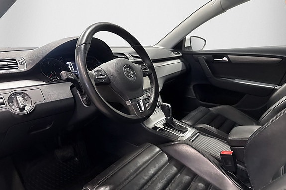 Volkswagen Passat 8 of 21