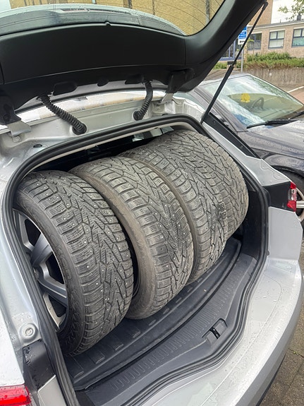 Renault Megane IV 4 of 8