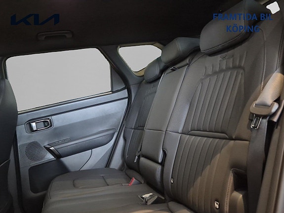Kia Seltos 9 of 23