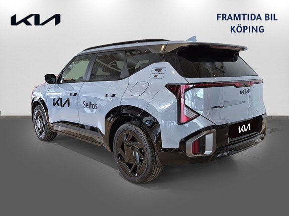 Kia Seltos 6 of 23