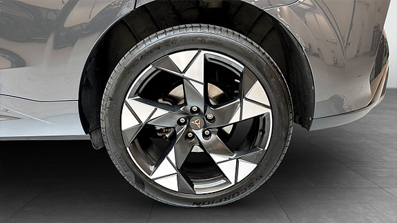 Cupra Terramar 6 of 17