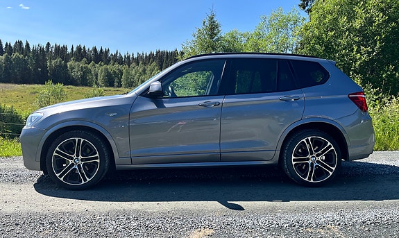 BMW X3 2 of 5