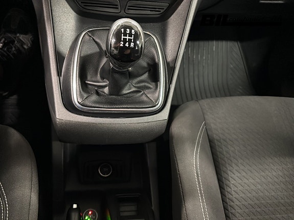Ford C-Max 12 of 15