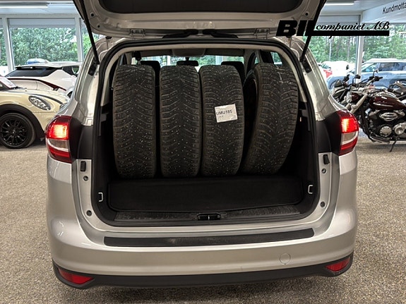 Ford C-Max 7 of 15