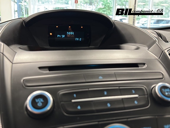 Ford C-Max 11 of 15
