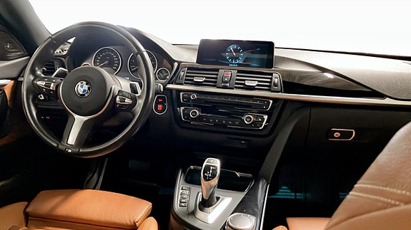 BMW 440i 4 of 5