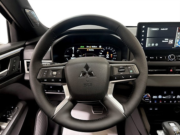 Mitsubishi Outlander 11 of 14