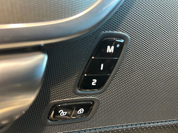 Volvo V90 21 of 26