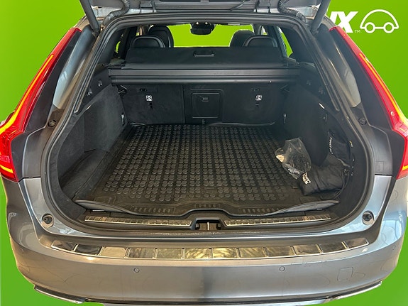 Volvo V90 14 of 26
