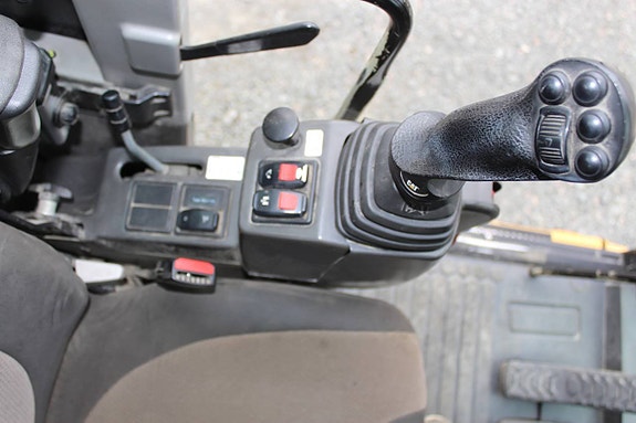 Hjulgrävare CAT M314 Rototilt med grip 2 skopor 8 of 12