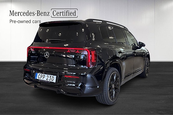 Mercedes-Benz GLB350 4 of 18