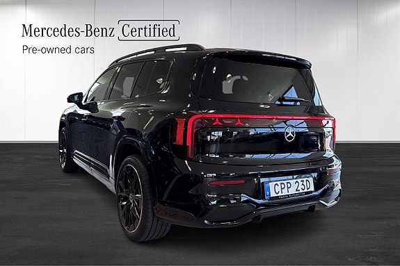 Mercedes-Benz GLB350 3 of 18