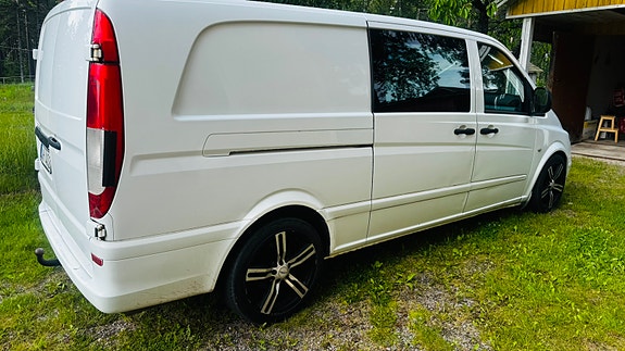 Mercedes-Benz Vito 115 3 of 5