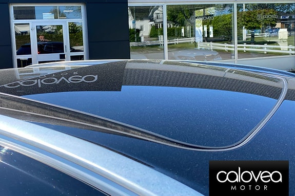 Volvo XC60 6 of 16