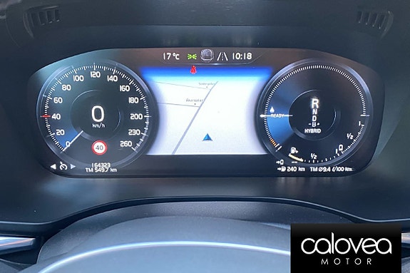 Volvo XC60 10 of 16