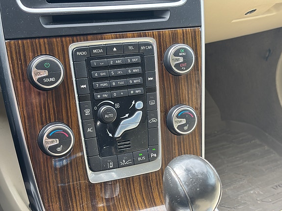 Volvo V60 6 of 11