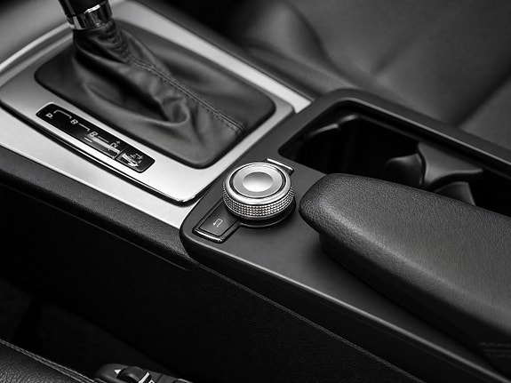 Mercedes-Benz E250 17 of 24