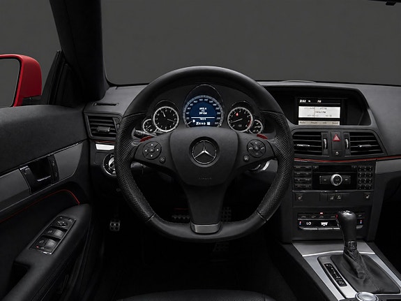 Mercedes-Benz E250 11 of 24