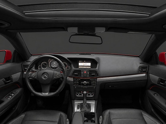 Mercedes-Benz E250 10 of 24