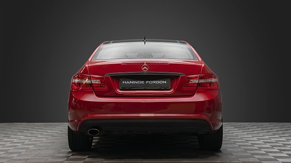 Mercedes-Benz E250 5 of 24