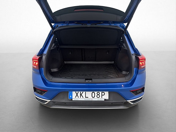 Volkswagen T-Roc 23 of 29